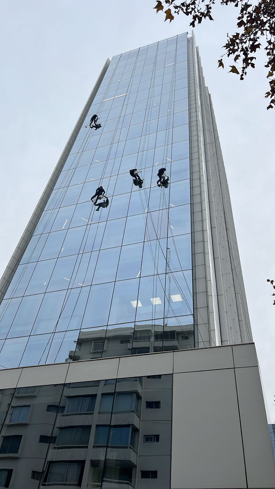 Trabajo vertical · acceso por cuerdas